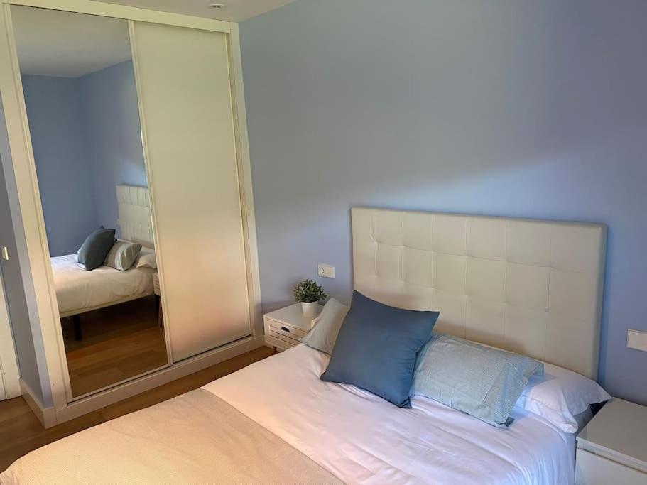 Precioso - Moderno Terraza Y Parking, 2 Hab, 2 Banos, 6-7 Pers - Dispo Abril Y Mayo Llanes Bagian luar foto
